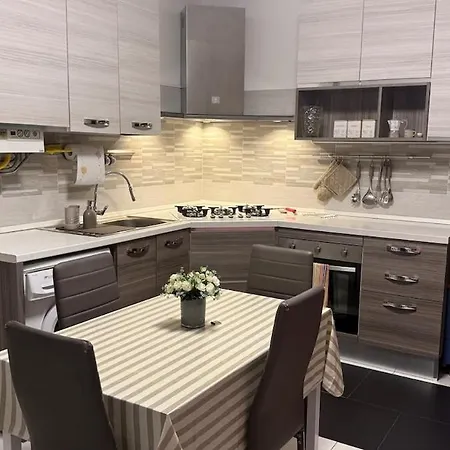 Ldm Kelly Apartament *